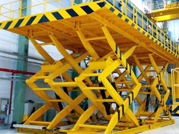 怎樣安全地操作移動(dòng)式升降平臺(tái)？