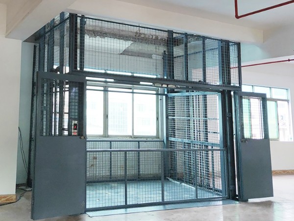 液壓升降貨梯如何更換清潔的液壓油